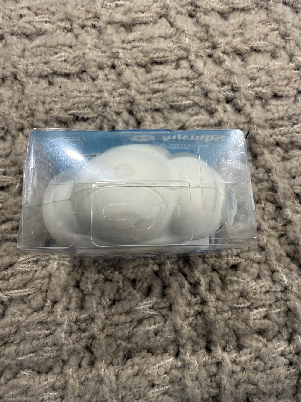 Squishable Cloud Powerbank 3600mAh - White Cute Cloud - Picture 5 of 6